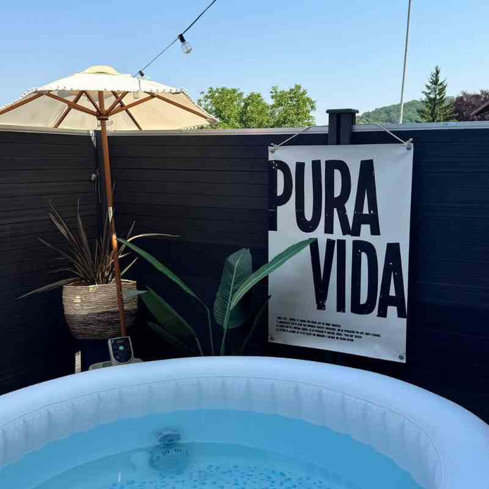 Gartenposter Pura Vida in zwei Größen, für Garten und Terrasse