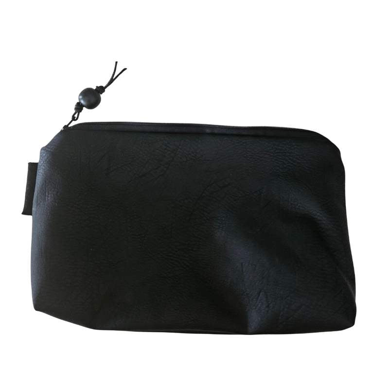 Kleine Tasche schwarz aus veganem Leder, Länge  26 cm, Höhe 15 cm , mit Innenfutter