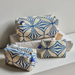 Kulturtasche CARE 3er Set Blau aus Baumwolle, mit Reißverschluss und Quaste