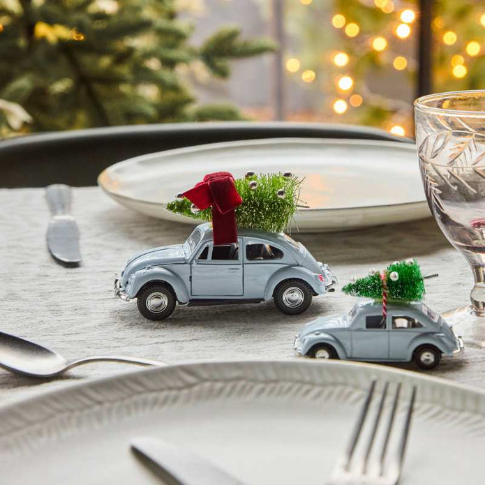 Xmas Car hellblau von House Doctor in 2 Größen, tolle Geschenkidee und Tischdeko