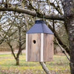 Vogelhaus Birdy Sleep aus recyceltem Holz von A2 Living