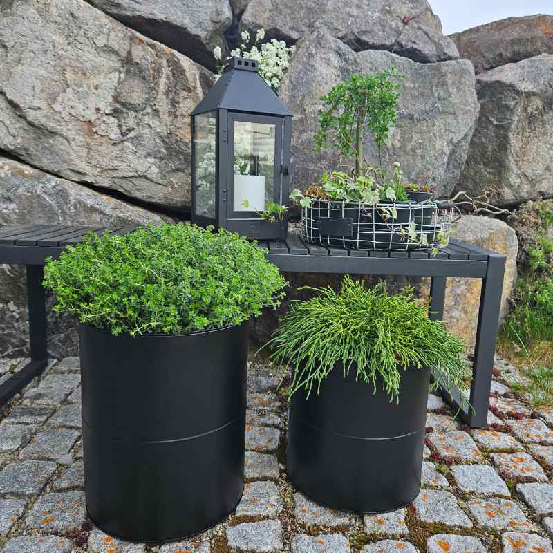 pflanztopf schwarz hoch Schwarze Blumentöpfe im 2er-Set – modern & wetterfest – MONEmente