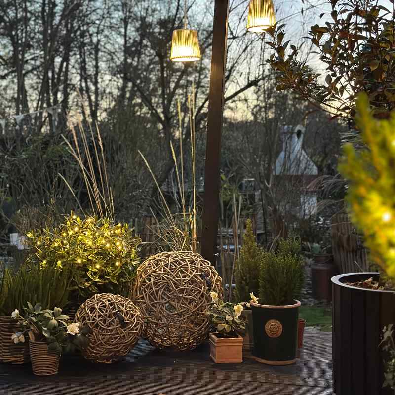 A2 Living Rattan Kugel in drei Größen aus Kubu Grey Rattan