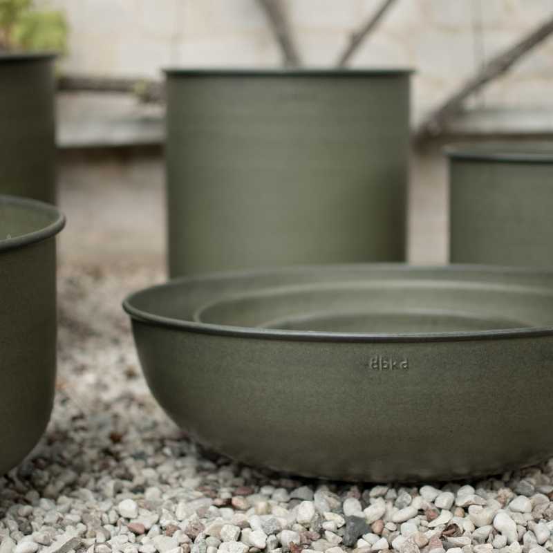 Pflanzschalen Out Bowl grün von DBKD, Metall, in 3 Größen