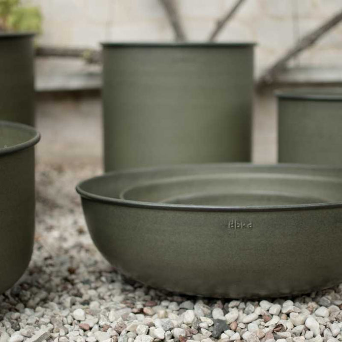 Pflanzschale rund Out Bowl grün 3er-Set von DBKD aus Metall – MONEmente