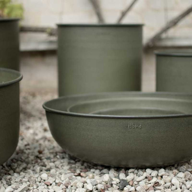 Pflanzschalen Out Bowl grün von DBKD, Metall, in 3 Größen