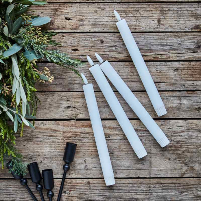 Weiße LED Stabkerzen von House Doctor für Indoor, in zwei Größen