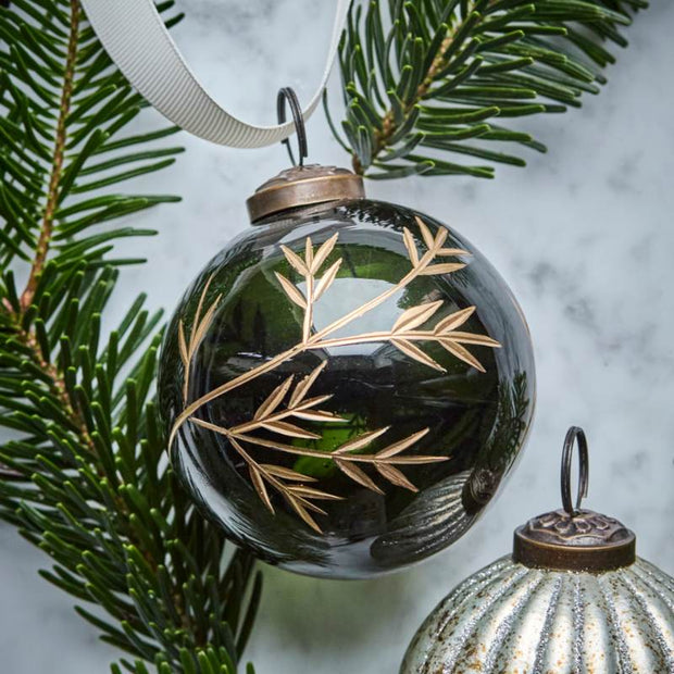 Weihnachtsanhänger Leaf von House Doctor, grün und gold im 4er Set