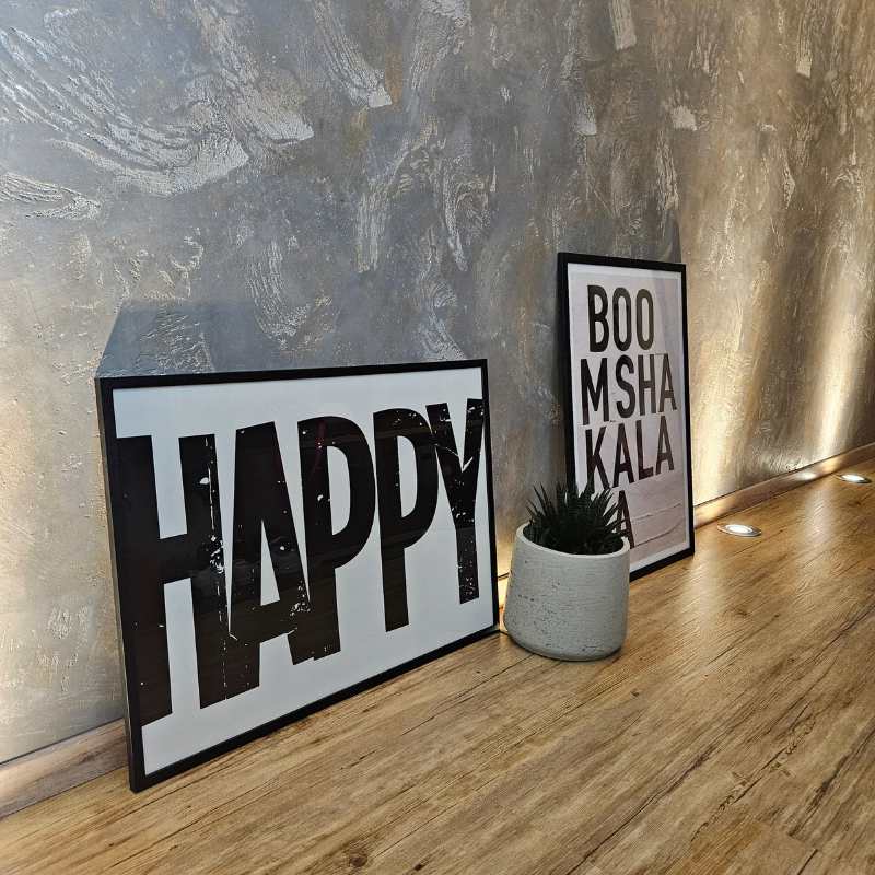 Poster HAPPY beige von Huisjevansanne