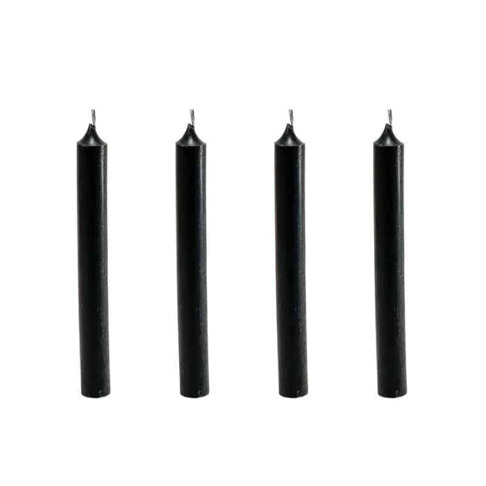 4er Set Dinnerkerzen 19,5cm x 2,1 cm in den Farben black, dark grey, steel grey, olive und rot.