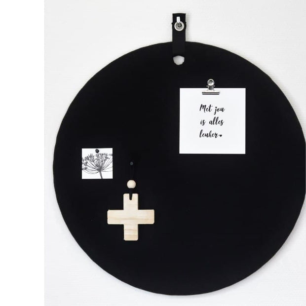 Memo Board aus Wollfilz in schwarz