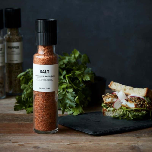 Salzmischung von Nicolas Vahe mit Parmesan, Tomate und Basilikum