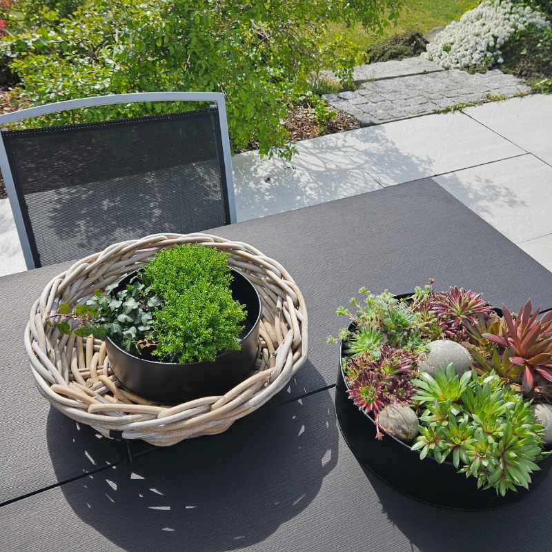 Große, runde Rattanschale mit Ø 45 cm