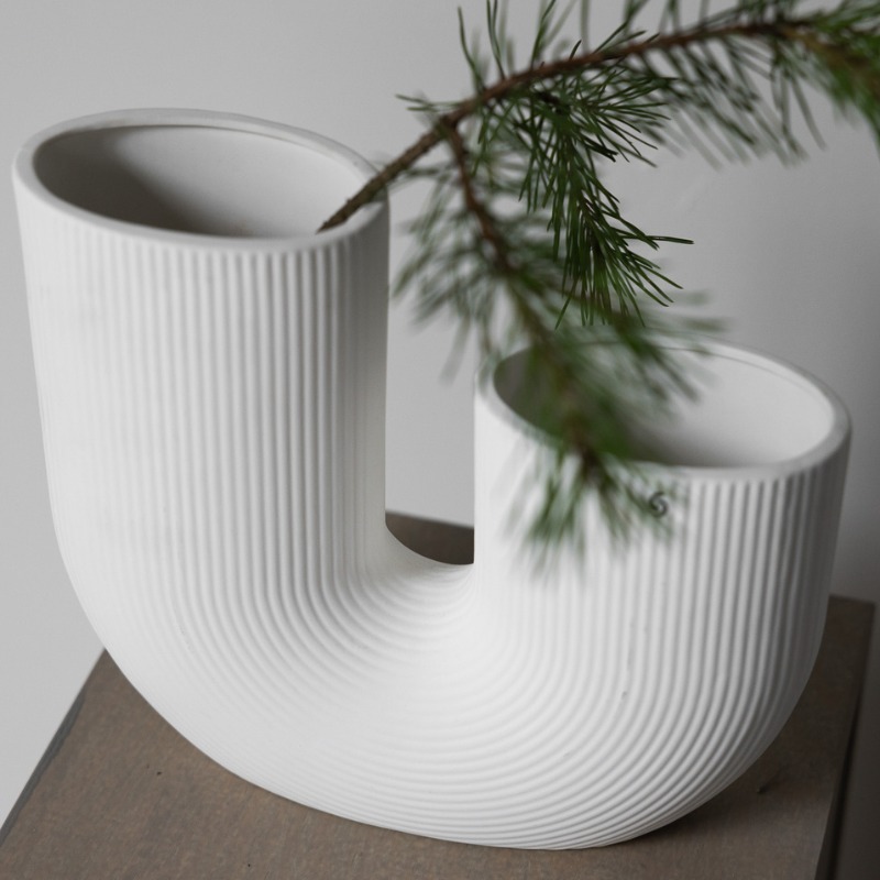 Storefactory Vase aus Kerami Stravalla weiß,
