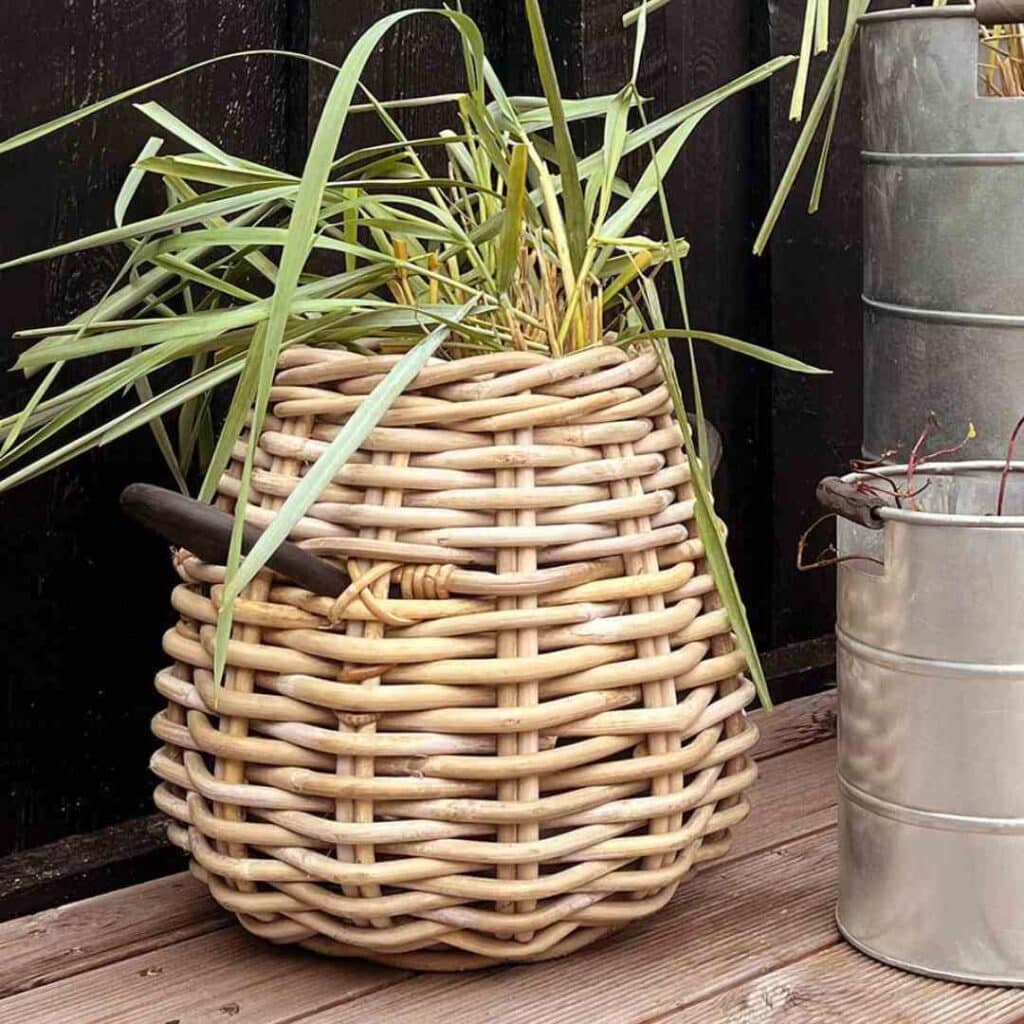 Rattankorb Pear 29 x 30cm in Birnenform aus Kubu-Rattan A2 Living
