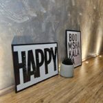 Poster HAPPY beige von Huisjevansanne