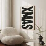 Weihnachtsposter XMAS in beige /schwarz in zwei Größen von Huisjevansanne