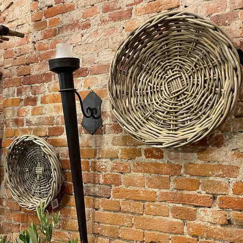 Große, runde Rattanschale mit Ø 45 und 62 cm