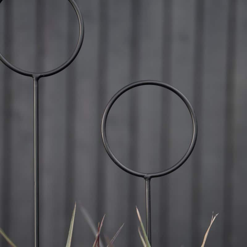 Garden Stick, Rankhilfe von DBKD schwarz aus Metall