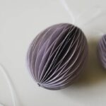 Osterei Ovoid aus Papier in verschiedenen Farben