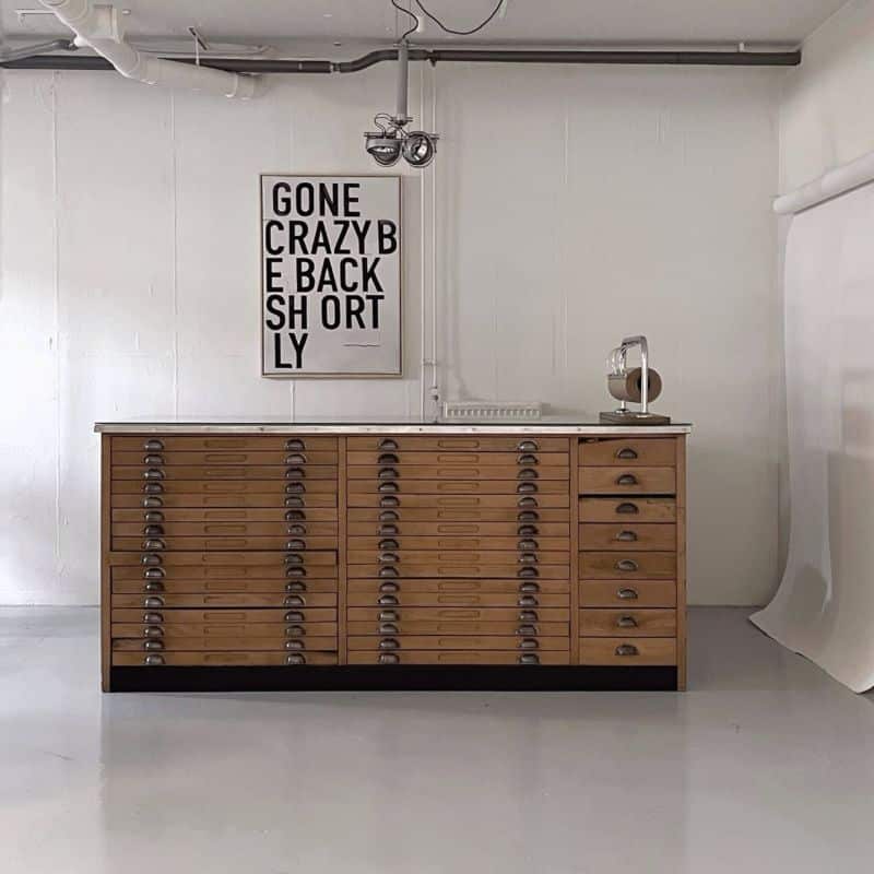 Poster 70x50 cm schwarz/weiß mit coolem Print GONE CRAZY BE BACK SHORTLY