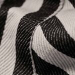 Kissen Azy von House Doctor, schwarz, off-white