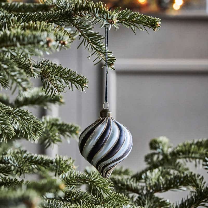 Ornament Chan für Weihnachten von House Doctor in schwarz weiß