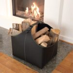 Zeitungshalter schwarz, aus recyceltem Leder von Orskov Copenhagen