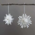 Weihnachtsbaumschmuck aus Papier von DBKD Papierstern Paperflake Mittel