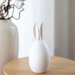 Osterhase Emma von Storefactory, in drei Größen, weiß, Keramik