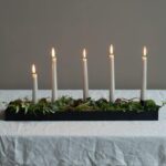 schwarzer Kerzenständer Sund aus Metall mit magnetischen Kerzenhalter von Storefactory