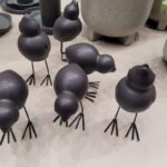 DKBK Swedish Bird aus Keramik in der schwarz, weiss und mole dot