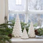 Weihnachtsbaum Norrskog von Storefactory, weiß, in drei Größen, Keramik