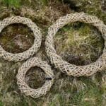 Rattan-Kranz in drei Größen, aus Kubu Grey Rattan, zum Aufhängen