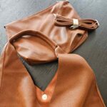 Handtasche in vier Farben, zum Umhängen