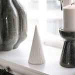 Weihnachtsbaum Stigamo, matte Keramik, weiss in drei Größen, Storefactory