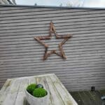 Holzstern in zwei Größen, zusammenklappbar, braun