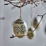 Deko-Ostereier zum Hängen von House Doctor, zum Hängen, off-white und schwarz im 6er Set