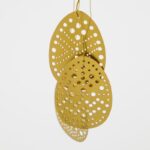 Osterschmuck Cut von House Doctor, 3er Set Eier zum Hängen, Messing