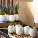 Eierreihe weiß, aus Keramik, Osterdekoration für Blumen