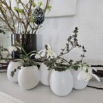 Eierreihe weiß, aus Keramik, Osterdekoration für Blumen