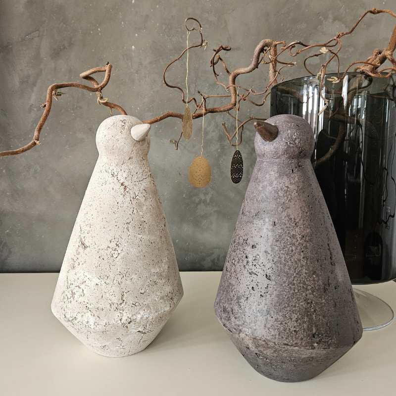 Vogel Pino aus Zement in sand und braun, für Indoor und Outdoor