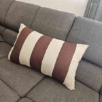 Kissen Farbe dunkelbraun und sand mit Streifen, 64x33 cm, 100% Leinen